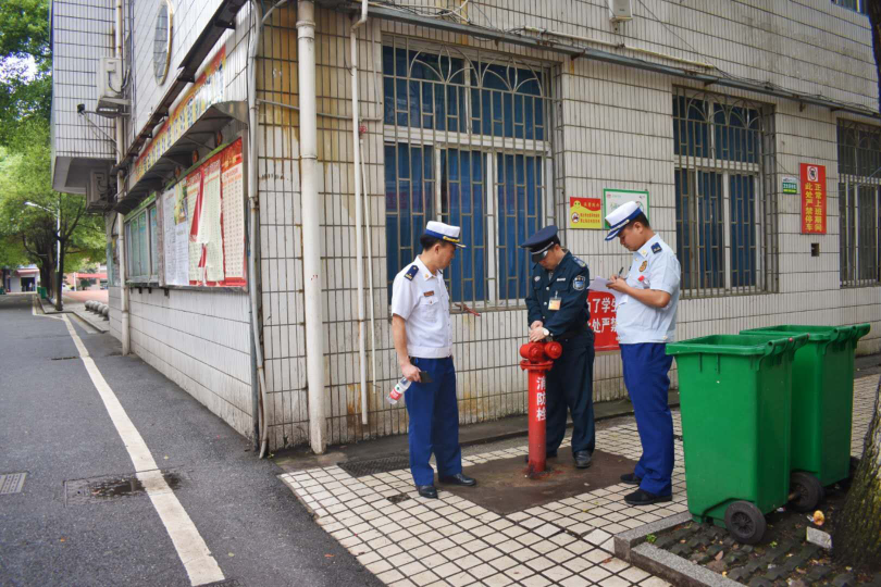 大祥区消防救援大队对高考考点开展消防安全检查，为学子筑起安全“防火墙”(图3)